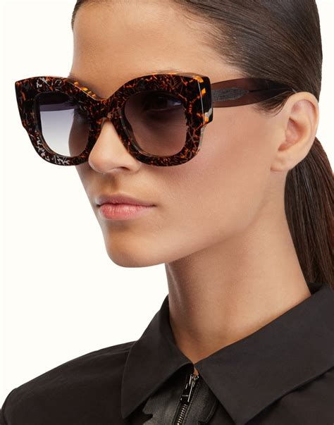 gafas de fendi|Gafas de sol para mujer .